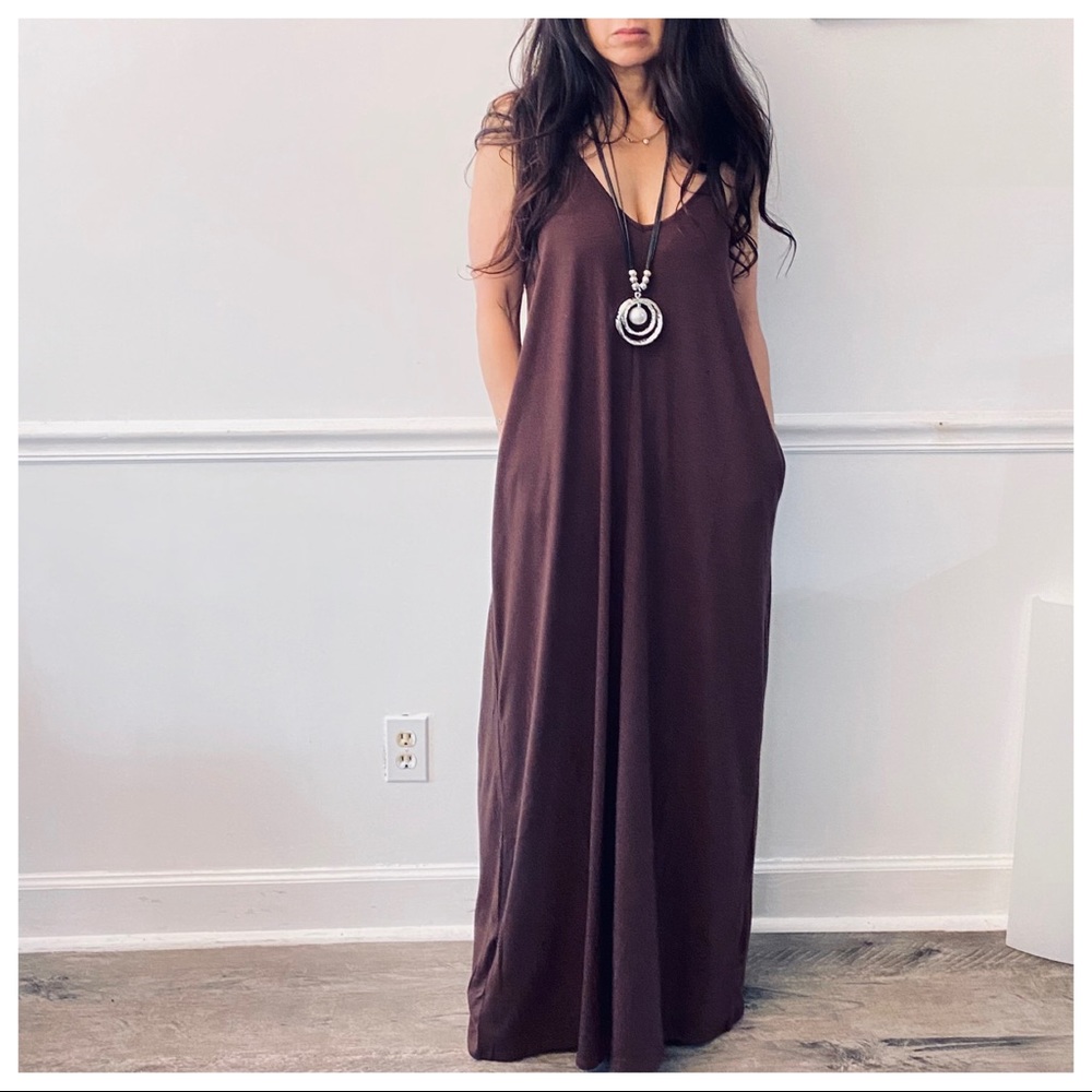 ✨LAST 1✨LOOSE FIT SLEEVELESS MAXI DRESS W/pockets - Picture 5 of 12
